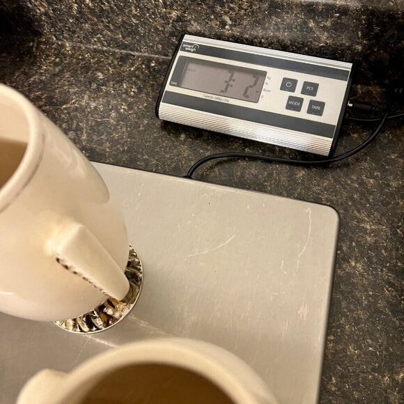 Vintage Set Of Ceramic Art Deco Style Vases With Gold Accents - Picture 12 of 12